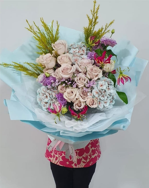 Hand bouquets